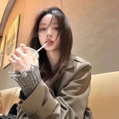 轻拍翻转小魔女